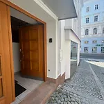 Schubert شقة غموندين